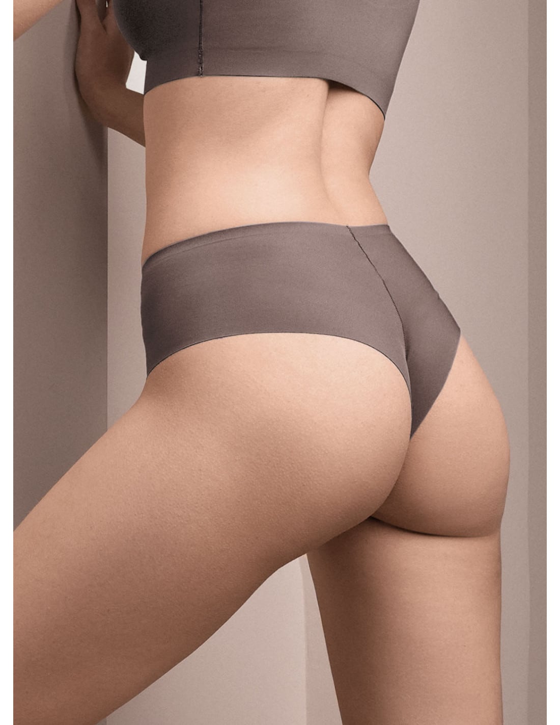 Безшевна бразилиана Lormar Pure 2444 Brown (1) Безшевна бразилиана Lormar Pure 2444 Brown